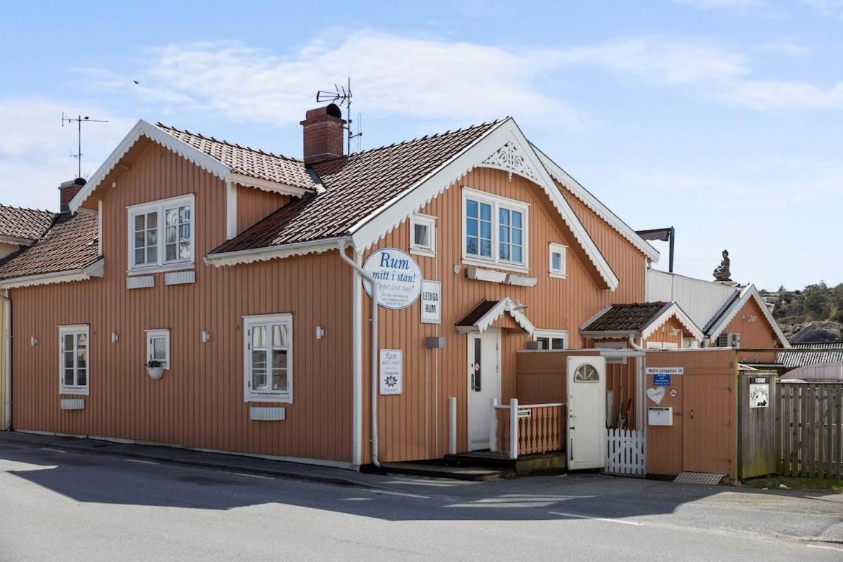 Rum Mitt Stan Grebbestad Esterno foto